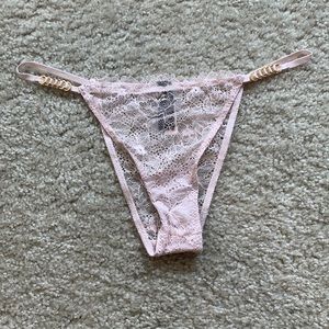 NWT - VS pink lace & ring hardware Brazilian panty